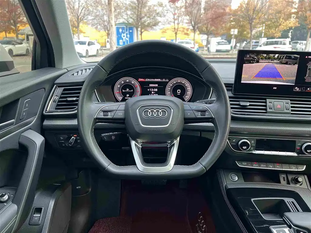 Audi Q5L 2022 — фото 18