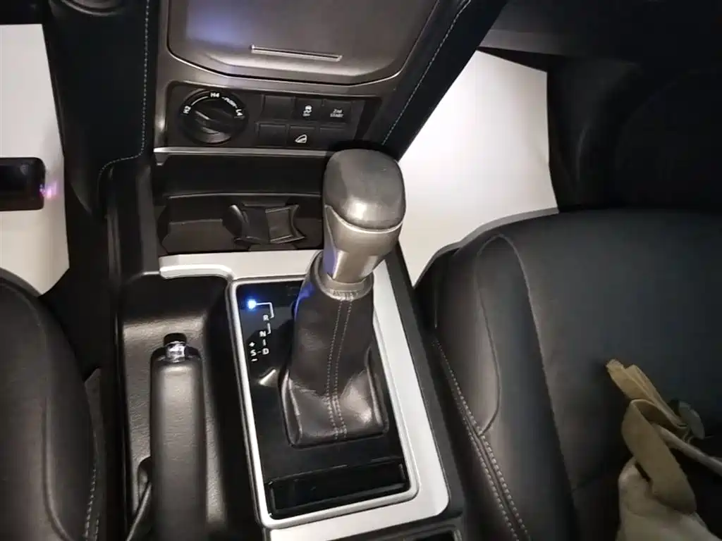Toyota Prado 2019 — фото 14