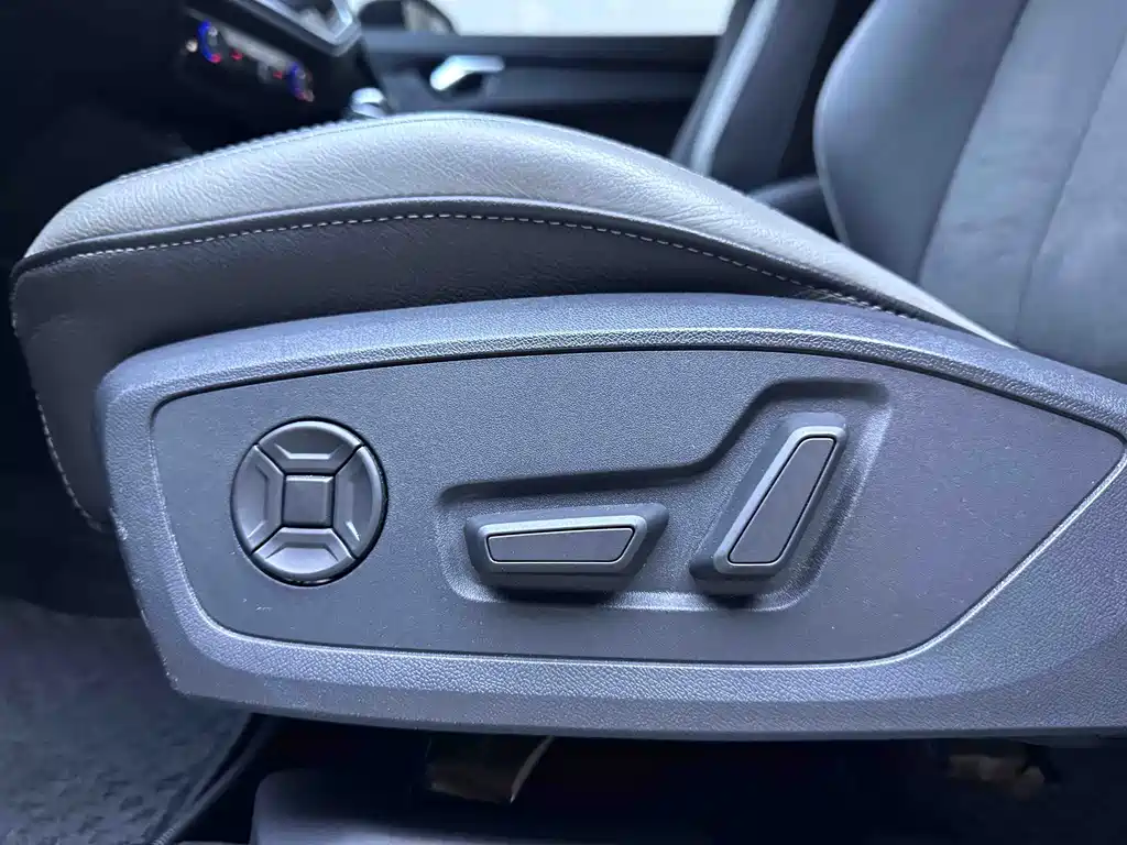 Audi Q3 2023 — фото 22