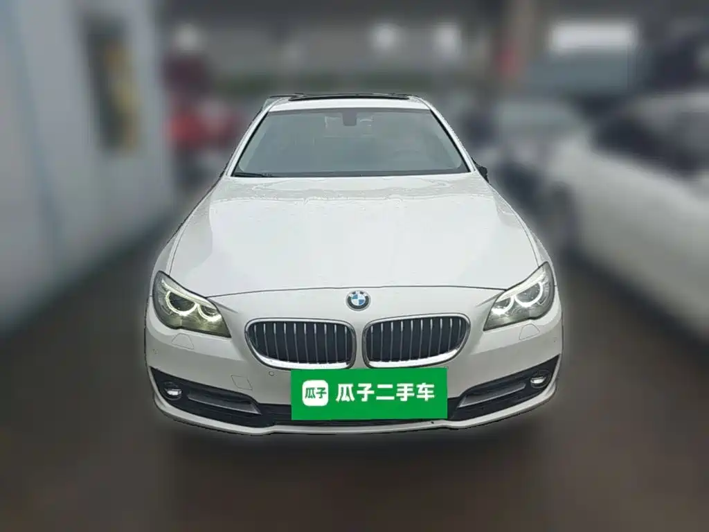 BMW 5 Series 2015 — фото 5
