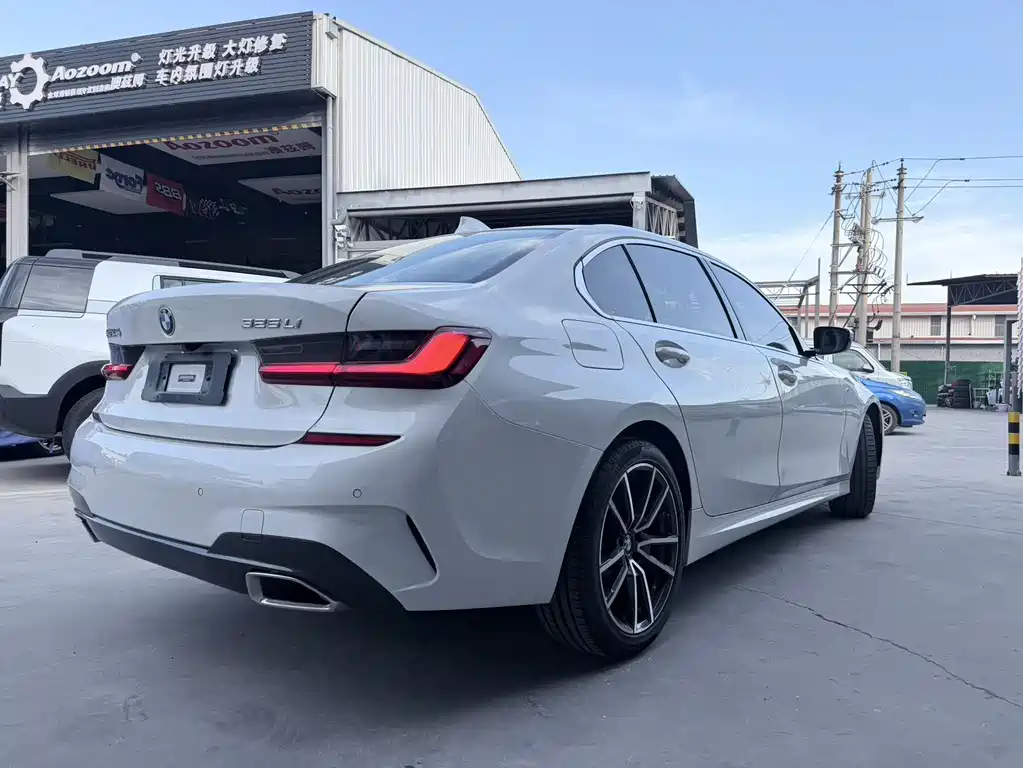 BMW 3 Series 2022