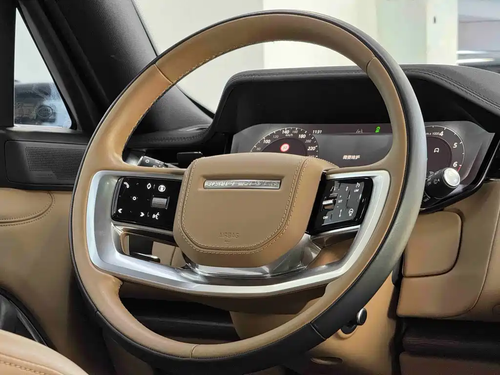 Land Rover Range Rover 2024 — фото 17