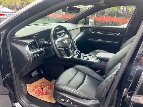 Cadillac XT5 2021