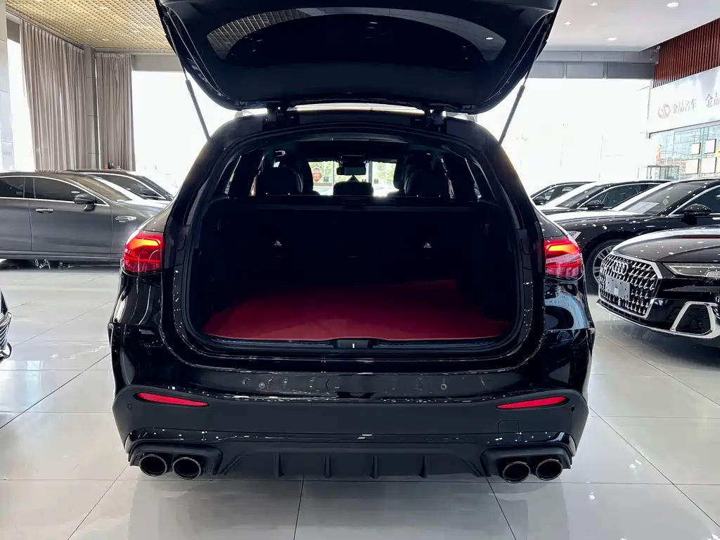 Mercedes-Benz GLC AMG 2025 — фото 24