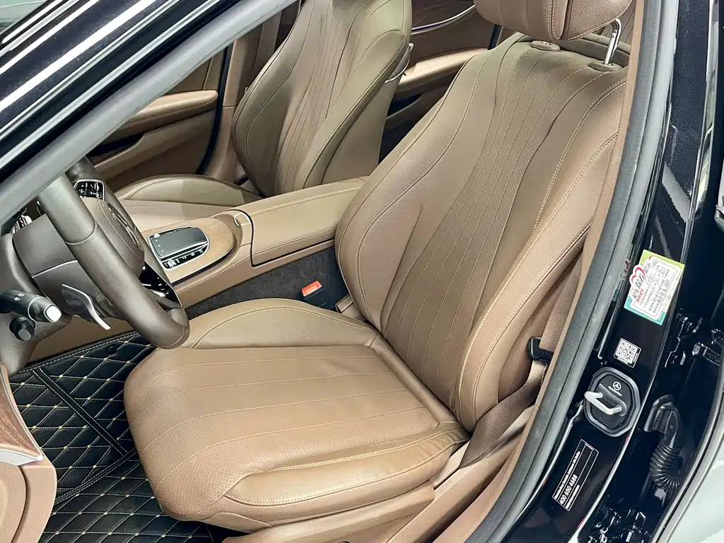 Mercedes-Benz E-Class 2021 — фото 10