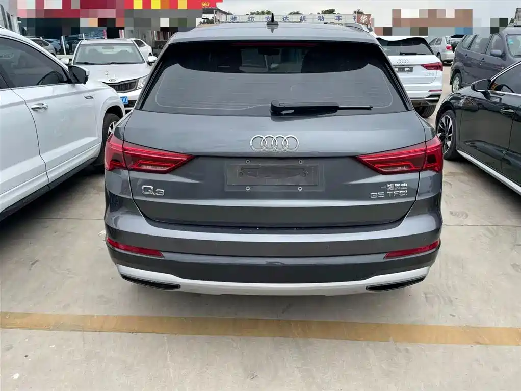 Audi Q3 2023 — фото 11