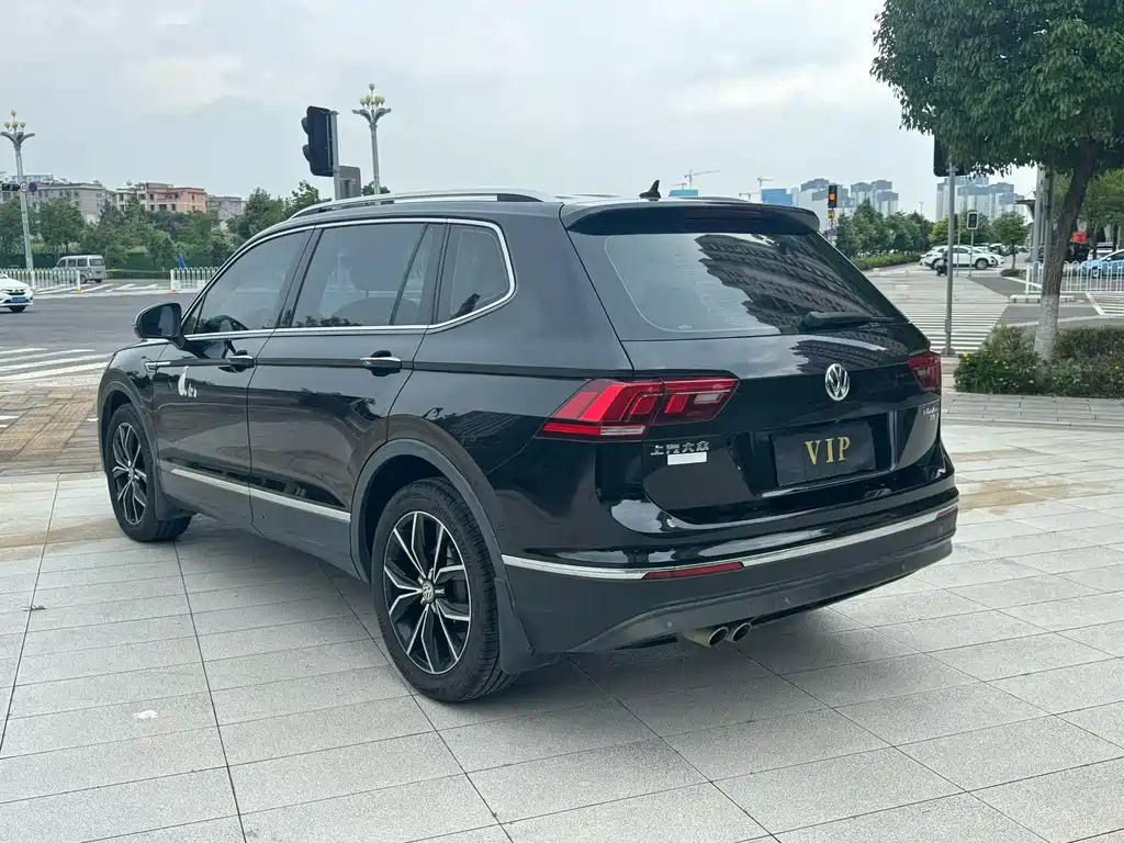 Volkswagen Tiguan L 2020