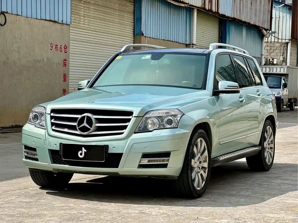 Mercedes-Benz GLK-Class 2010