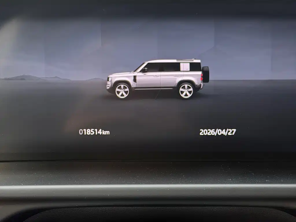 Land Rover Defender 2024 — фото 11