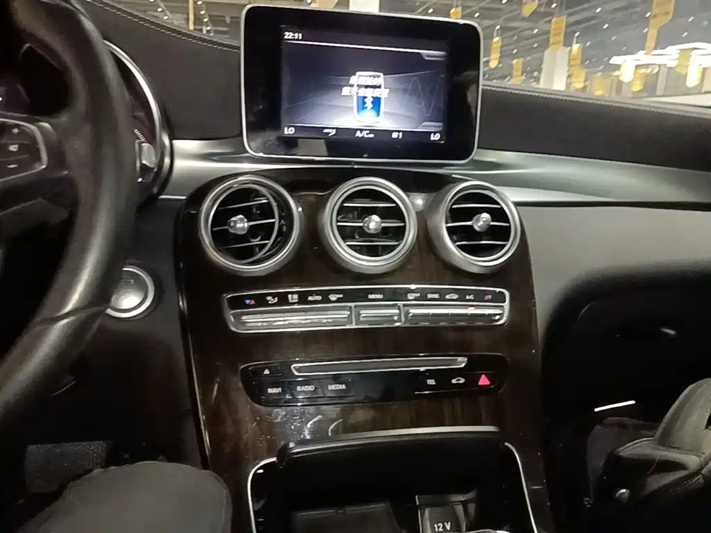Mercedes-Benz GLC 2019 — фото 13