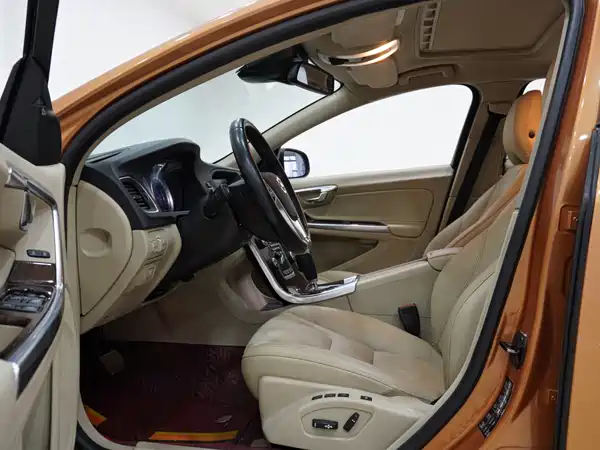 Volvo S60 2012