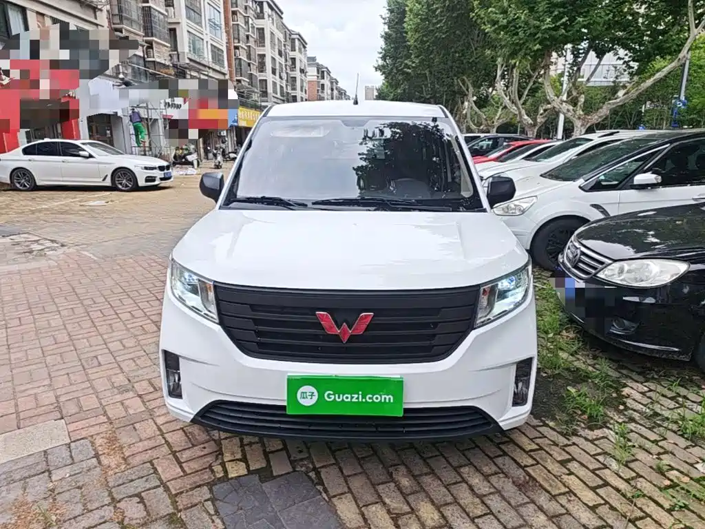 Wuling Hongguang PLUS 2026