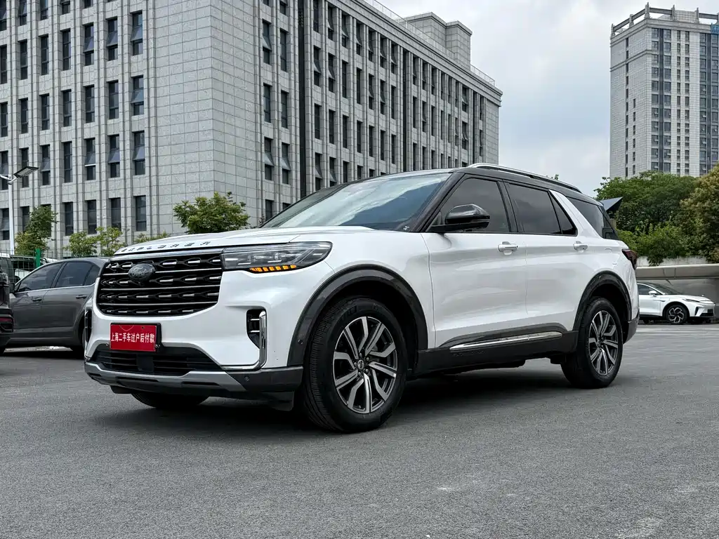 Ford Explorer 2023 — фото 2