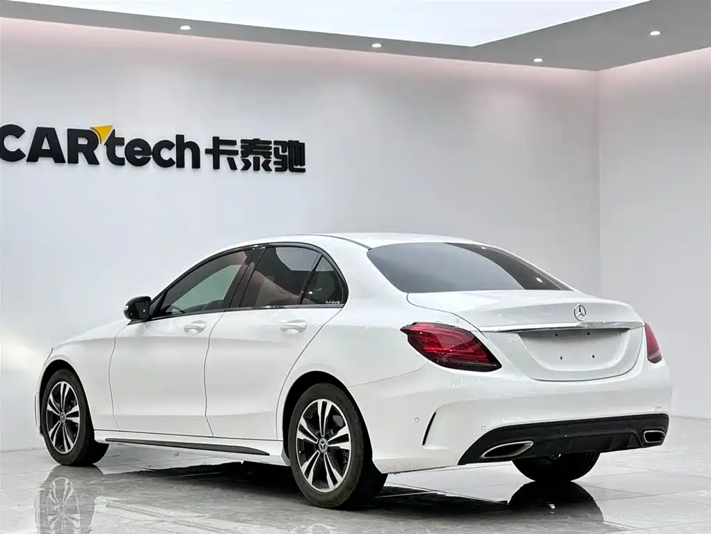 Mercedes-Benz C-Class 2019 — фото 3