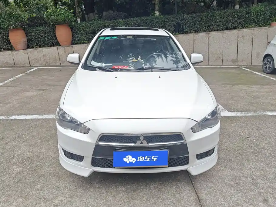 Mitsubishi Lancer EX 2012 — фото 2