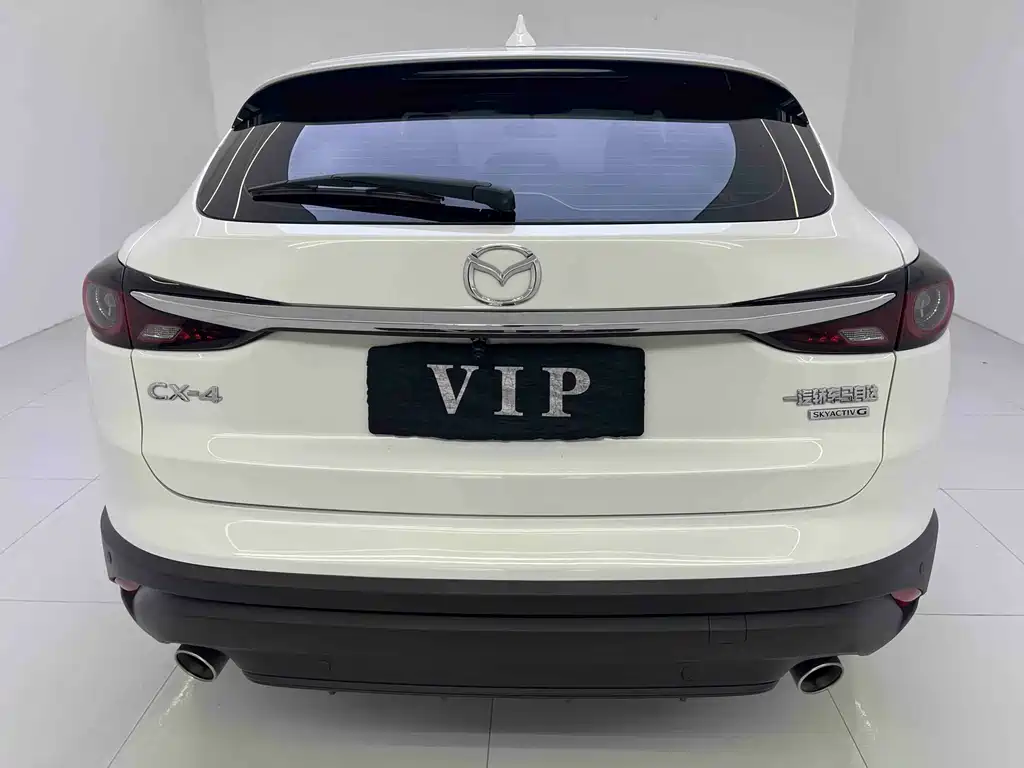 Mazda CX-4 2023