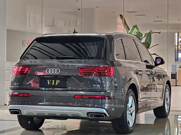 Audi Q7 2016