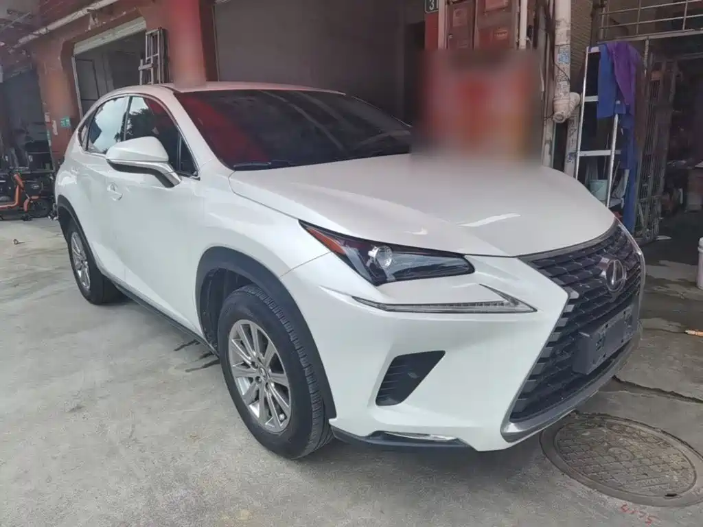 Lexus NX 2019 — фото 4