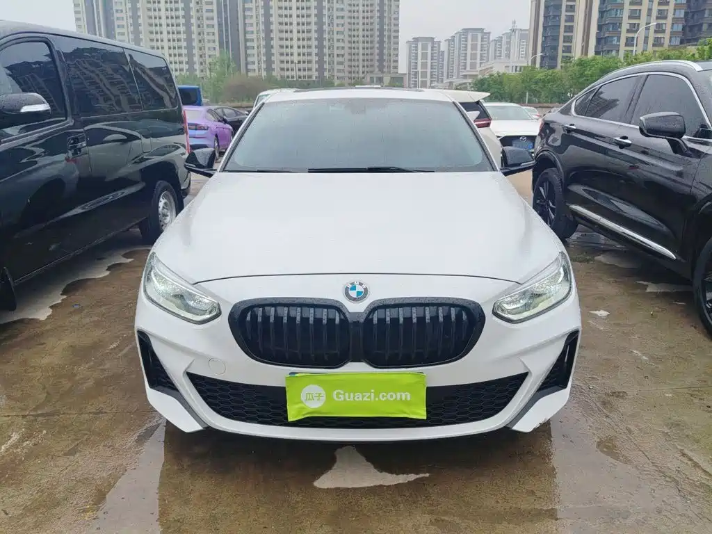 BMW 1 Series 2021