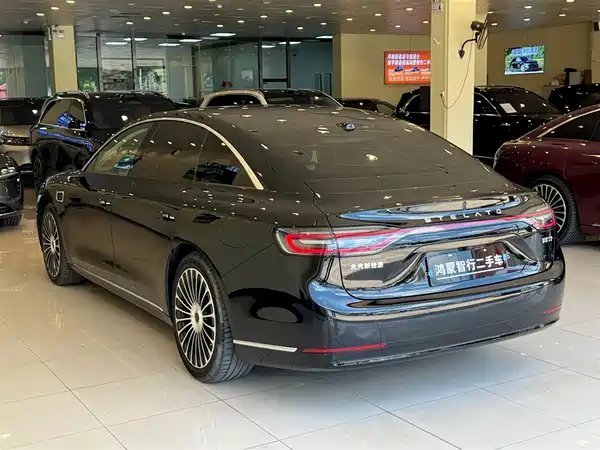 Stelato S9 2025