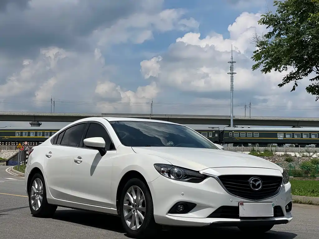Mazda Atenza 2014