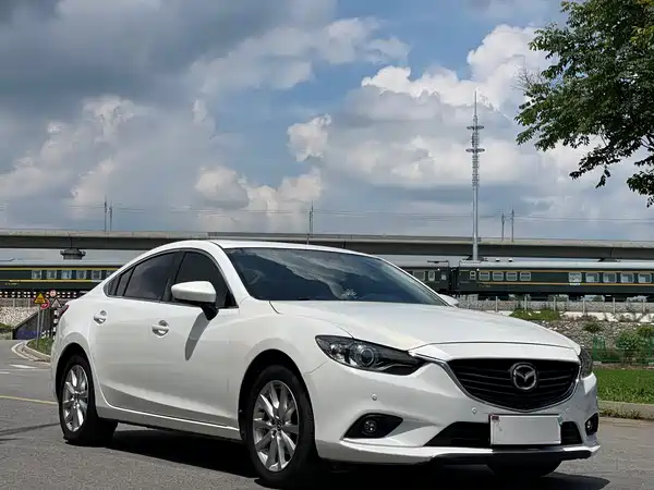Mazda Atenza 2014