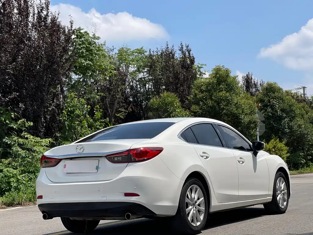Mazda Atenza 2014