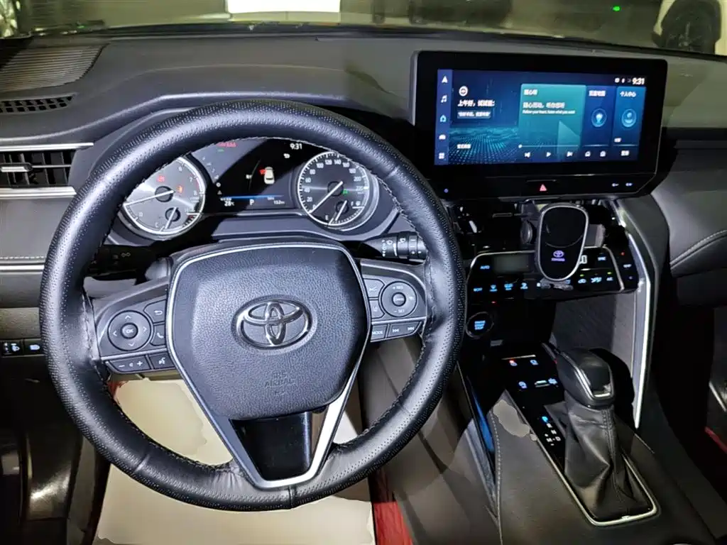 Toyota Harrier 2022 — фото 10