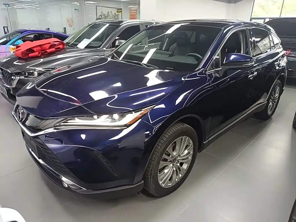 Toyota Harrier 2023 — фото 2