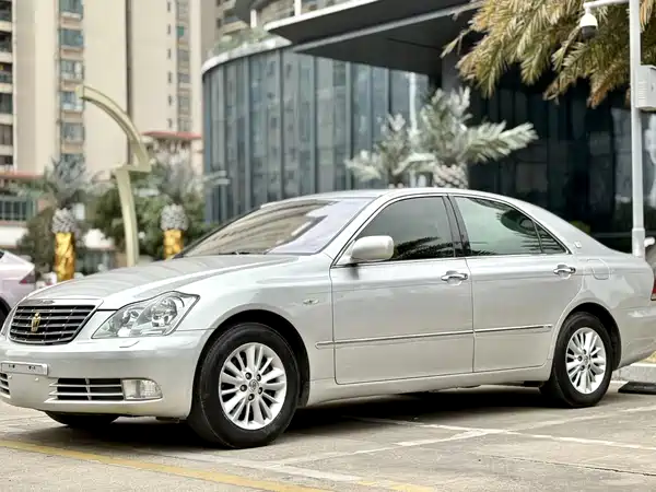 Toyota Crown 2008