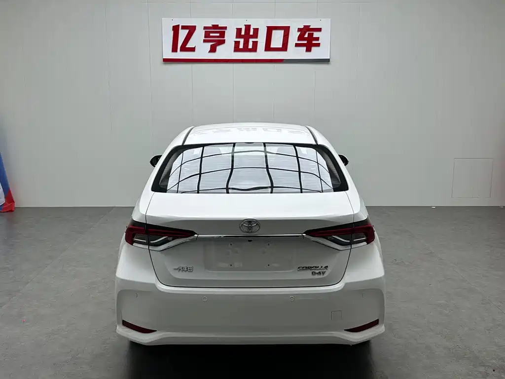 Toyota Corolla 2023 — фото 19