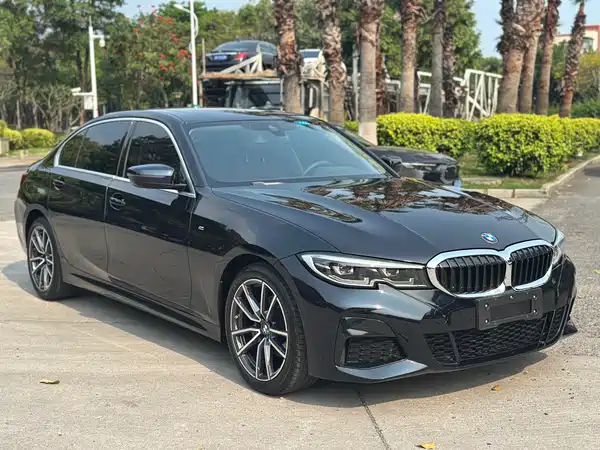BMW 3 Series 2022