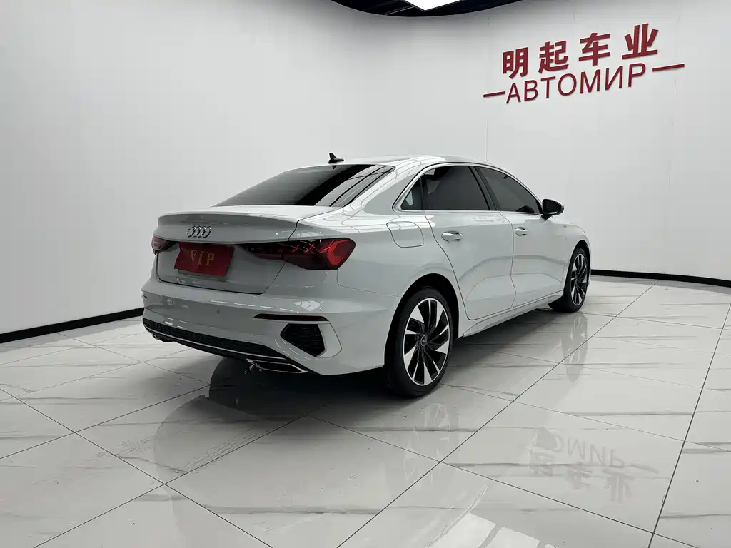 Audi A3 2022 — фото 9
