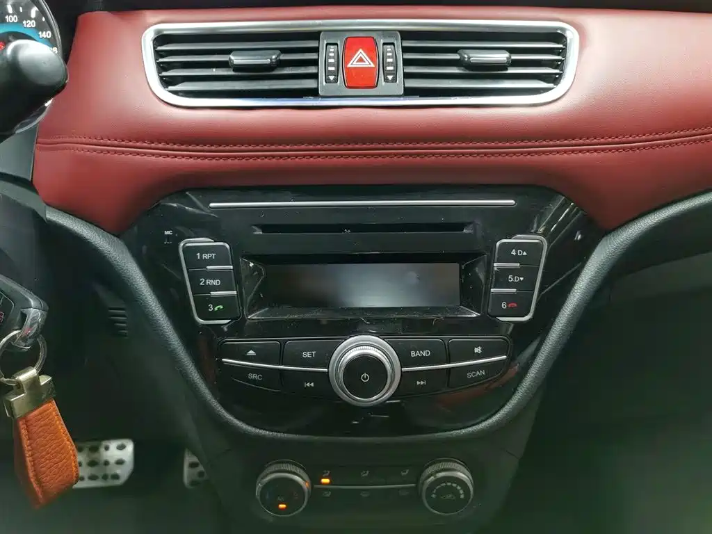 Haval H1 2014 — фото 12