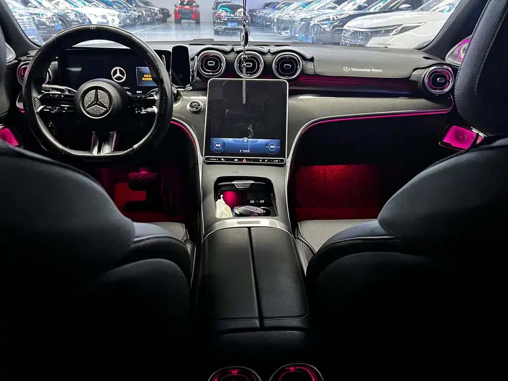 Mercedes-Benz C-Class 2022 — фото 9