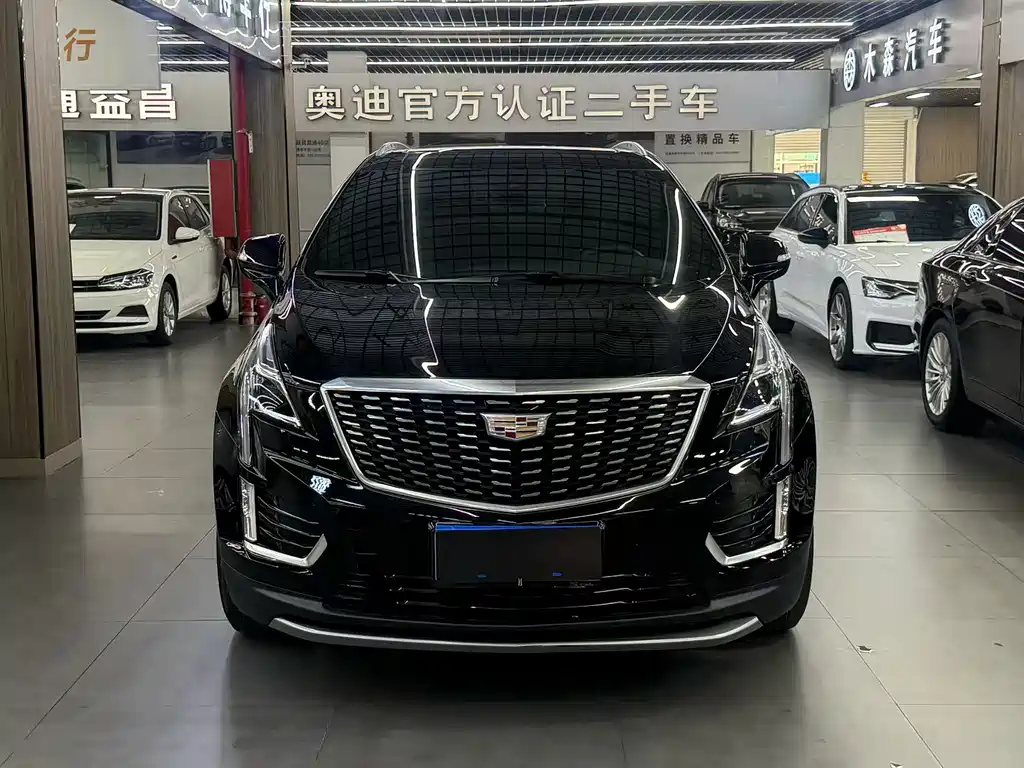 Cadillac XT5 2021 — фото 5