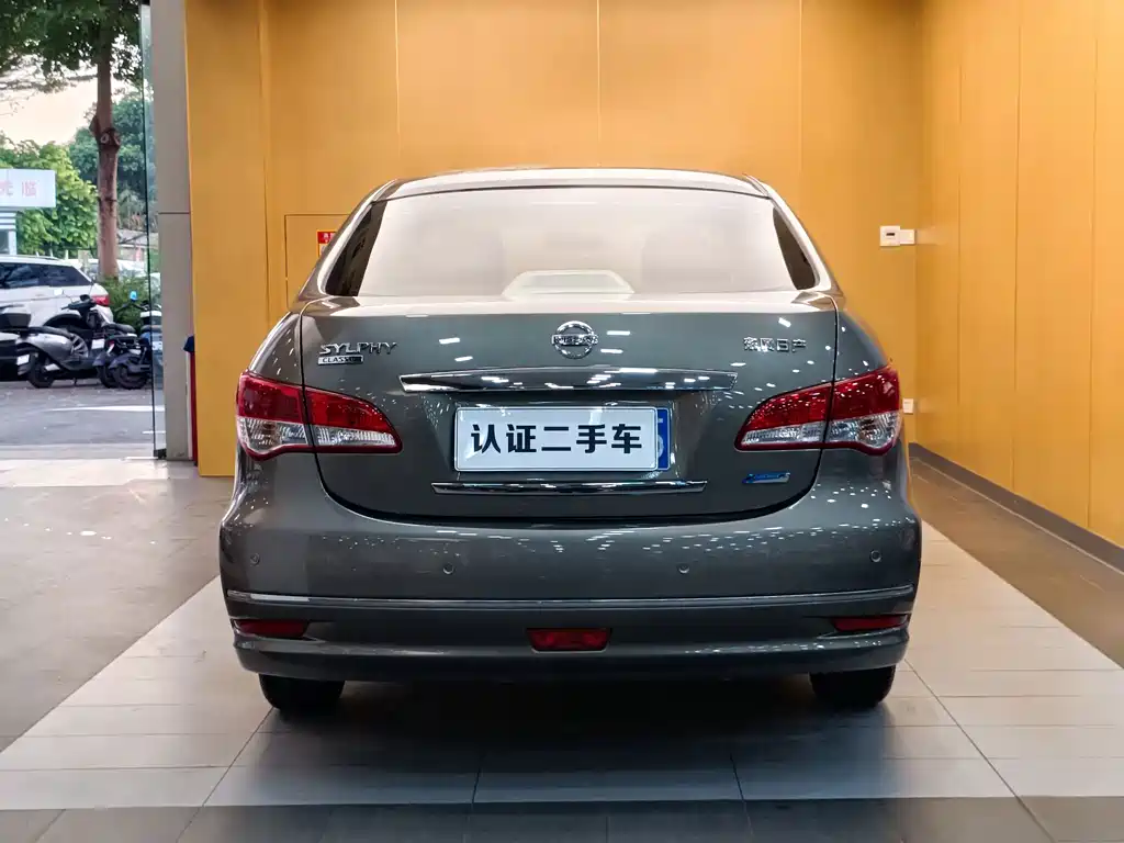 Nissan Sylphy 2015 — фото 27