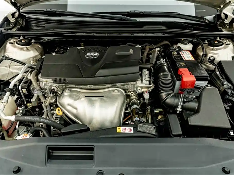 Toyota Camry 2018 — фото 26