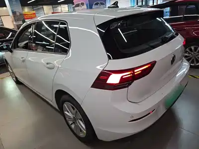 Volkswagen Golf 2023