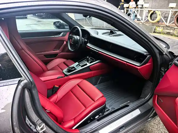 Porsche 911 2022