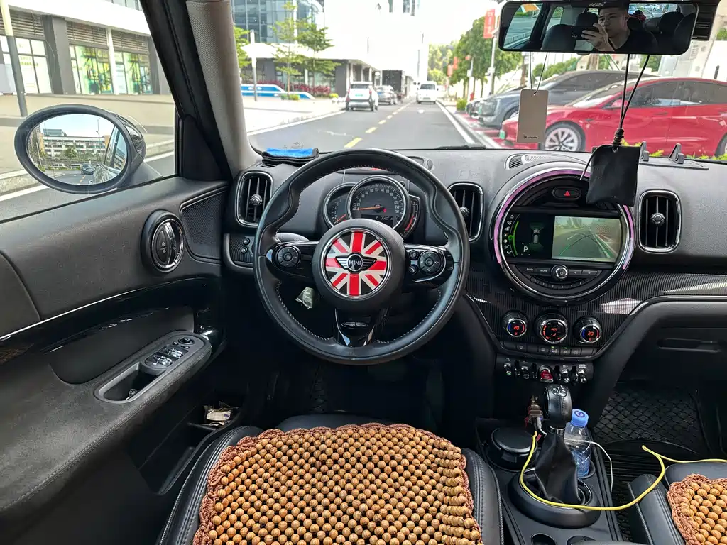 MINI Countryman 2019 — фото 14
