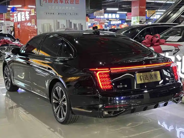 Hongqi H9 2025 — фото 20