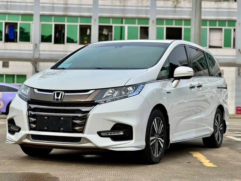 Honda Odyssey 2021 — фото 16