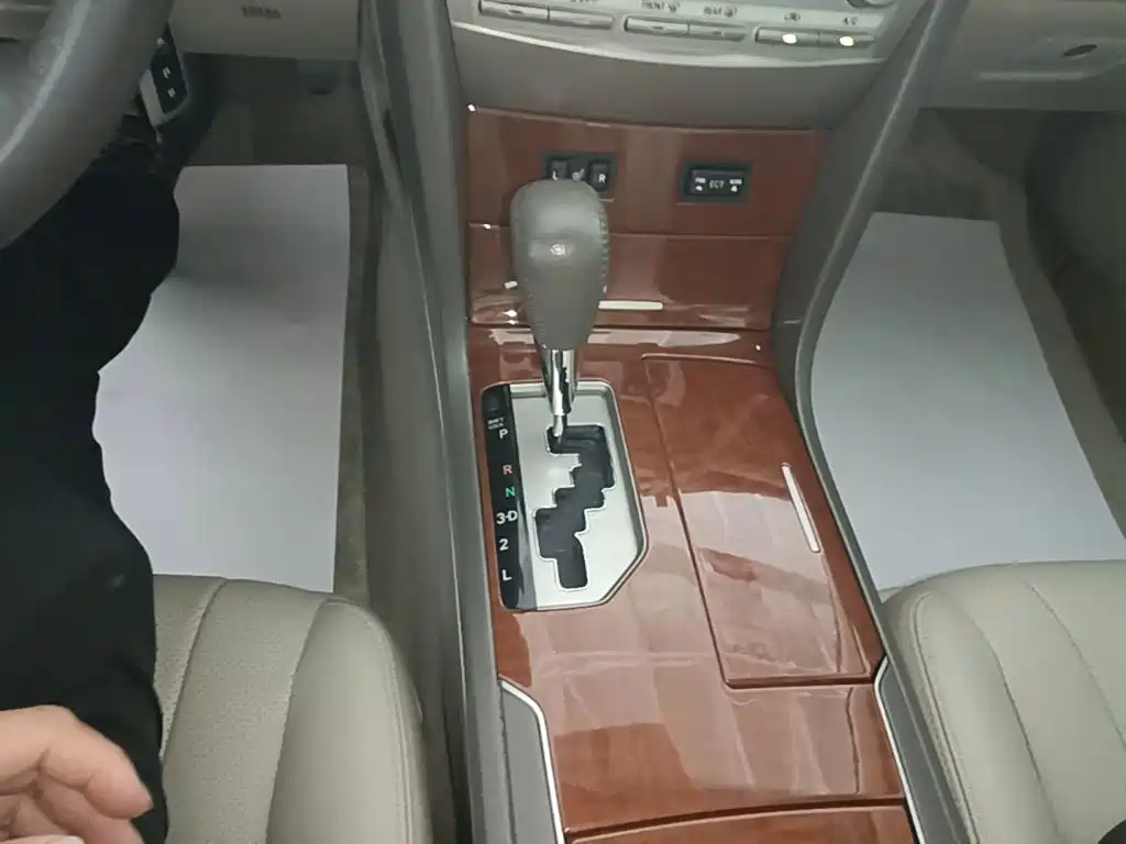 Toyota Camry 2014 — фото 14