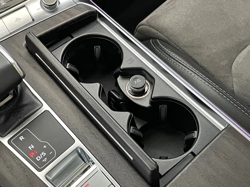 Audi A6L 2023 — фото 26