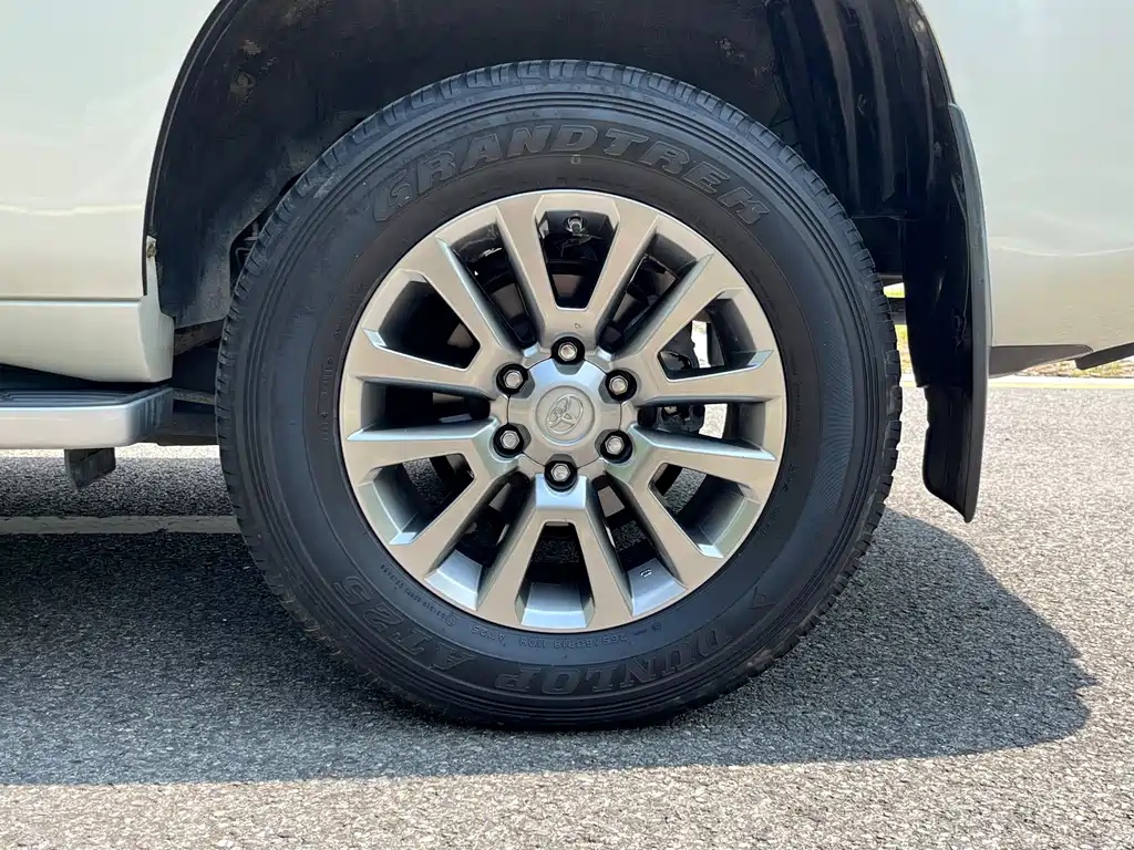 Toyota Prado 2018 — фото 18