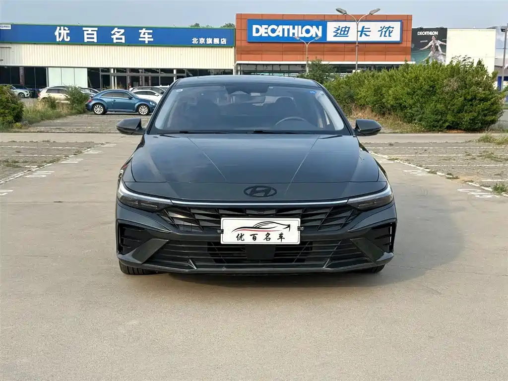 Hyundai Elantra 2024 — фото 16