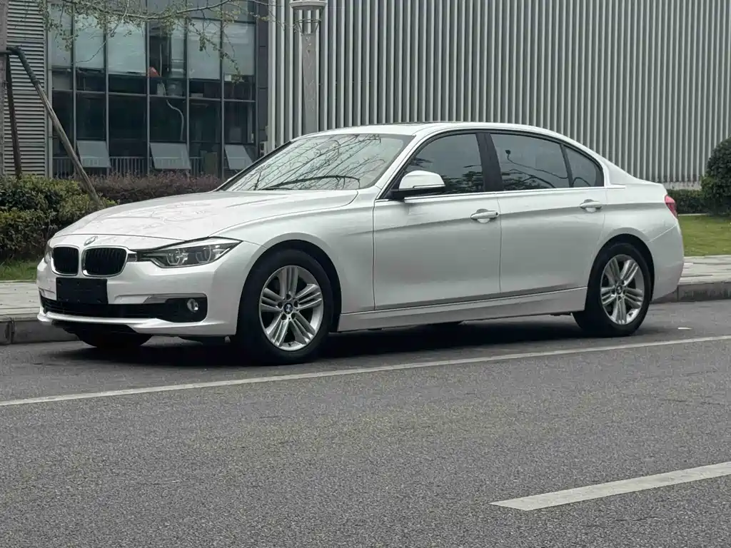 BMW 3 Series 2016