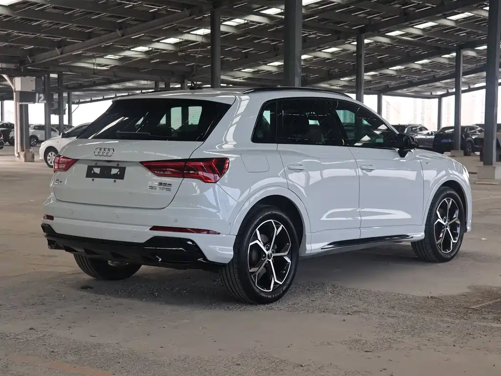 Audi Q3 2022
