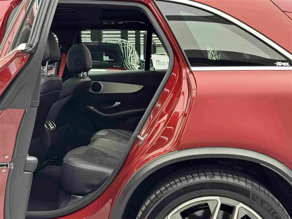 Mercedes-Benz GLC AMG 2019 — фото 7